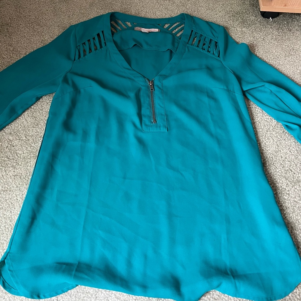 Women’s blouse